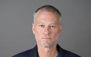 自己注射了數百次蛇毒！他的血液可能會徹底改變蛇咬傷的治療方法