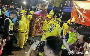 白沙屯媽祖吸32萬人參與！羅一鈞也前往北港朝天宮發防疫小物