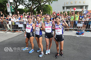世大運女子團體半馬 中華隊獲銅牌