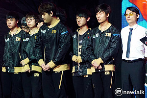 《英雄聯盟》中國決賽掉漆！戰隊竟在網咖團練