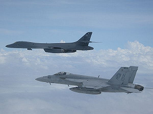美韓軍演  B-1B破天荒會合F-35B回嗆朝鮮
