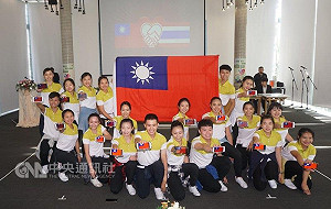 青年大使訪泰國 蘭實大學校長稱讚不已