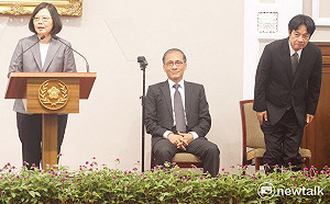 陳淞山觀點》誰在背後插刀放冷箭？─「蔡賴體制」勞基法修法的政治鬥法迷失？