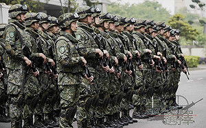 「一年期義務役」本月終結 林濁水：「請不要為台灣落淚」