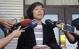 提修公投法為蘇貞昌?藍黨團狠酸蘇巧慧「政治孝女」