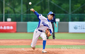 台灣社區棒球賽楊品仲投打俱佳 東橋社區2勝晉級
