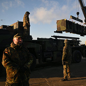 烏克蘭軍力大爆發! 10套愛國者、8千戰鬥機器人、68門AS-90火砲全面到位