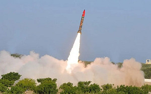 印巴劍拔弩張！巴基斯坦連出2拳 導彈試射、經貿全封