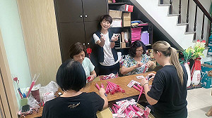 台南初選康乃馨之亂！陳亭妃怒貼報價單：一式5元