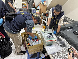 高雄租屋藏毒值千萬如「毒品百貨商店」 45歲女收押