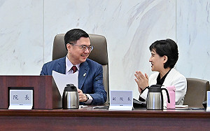 卓揆預祝所有母親及護理人員節日快樂 並祭出「紅利」