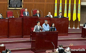為朱立倫「納粹說」大吵 蔣萬安嗆簡舒培:妳不敢譴責王義川、陳其邁