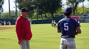 戈特指導「心靈投手」影星 傳授上大聯盟激動心情台
