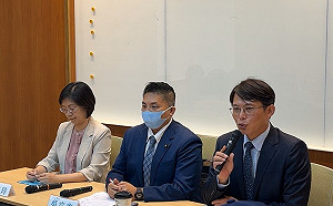 柯建銘嗆黃國昌不是對手 翁曉玲幫回嗆：從來不把老柯當對手　