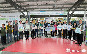 「區區有快充站」首批充電站啟用  黃偉哲：台南落實淨零碳排里程碑