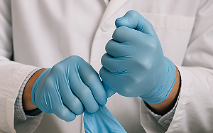 醫師性侵「遭判3年」竟仍在診所上班？！衛福部回應了