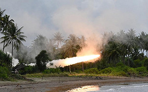 美軍首次公開承認!2022年起在菲維持HIMARS部隊輪替長駐 「肩並肩」射6彈