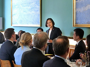 蔡英文訪丹麥國會 友台小組議員展現挺台熱情