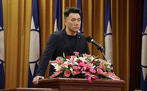 林沛祥自稱前1%優秀人才譏罷團｢邊緣人｣ 陳揮文：你是在臭屁什麼