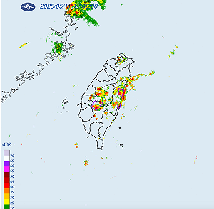 大雷雨還會下一小時!氣象署示警中部5縣市 防劇烈降雨