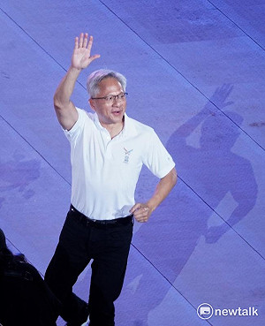 林保華觀點》“神出鬼沒”的AI教父黃仁勳