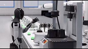 (影) 人型機器人衝擊稅收、就業、養老金！ 網預言：中國這產業將爛尾.....