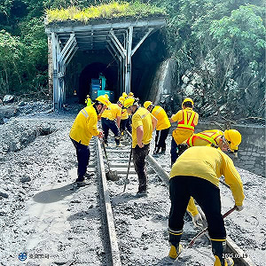 和仁到崇德段重創！北迴線持續中斷 台鐵：今對號車開放站票