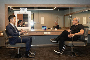 蔣萬安貼黃仁勳合照喊AI城市  她怒轟亂蹭：台灣產業被抹黑你怎不出聲  