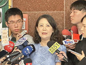 黃國昌將提主決議擋政院刪地方補助款 吳思瑤嗆：送你一面照妖鏡