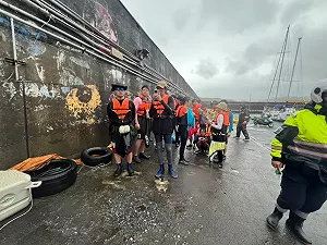 險被巨浪捲走!海大5生獨木舟訓練落海 警消漁民急搶救