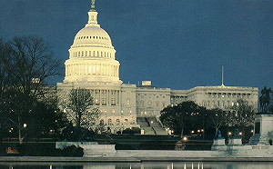 拉斯穆森報告:若今天就期中選舉 美國民主黨會微幅領先