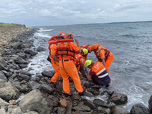 澎湖婦拾螺貝失聯 警消岸巡搜索近40小時尋獲身亡