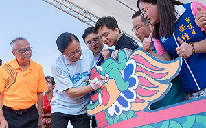 全國首創「陸上鐵道龍舟」在桃園 張善政:打造端午節新亮點
