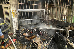 台南透天民宅火警 7旬婦受困陽台嗆傷送醫