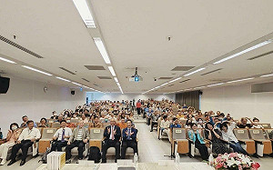 以史為鏡共論今局《笑談風雲》高雄場探討歷史思維與國安經濟戰略