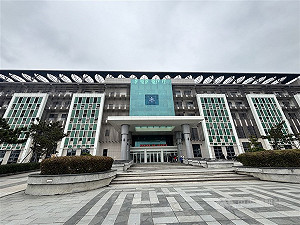 4月大男嬰嗆奶窒息亡  保母超收疏於照護遭判刑9月