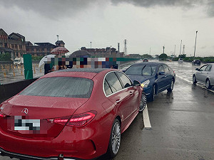 88歲翁無照逆向上國5  釀3車追撞幸僅1人不適