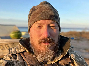 (影) 血戰巴赫穆特、狂炸俄坦克!馬札爾鳥創辦人布羅夫迪升掌無人戰司令