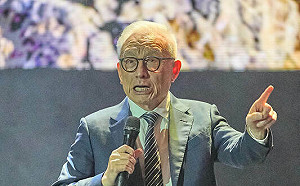 曹興誠自承抱怨林右昌「不夠積極」 稱一動作消除疑慮