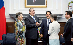 台瓜全新雙邊關係！賴清德、阿雷瓦洛簽署「半導體合作意向書」