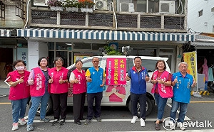 蔡育輝宣傳車前進大新營中正路  邀中正路戶長共拒中正路改名