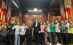 4,800盞對比1盞光明燈！林右昌引佛經批傅崐萁：花蓮需要更多光明