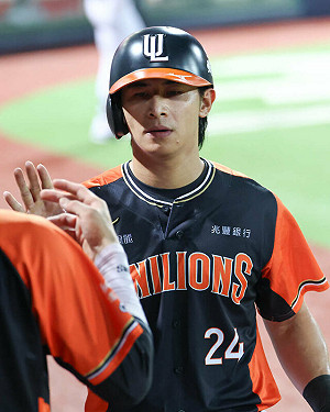 布雷克用PitchCom節奏不同  獅隊3轟擊退龍