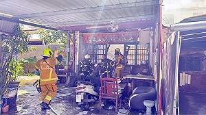 高雄楠梓區住宅火警  獨居8旬老翁命危送醫