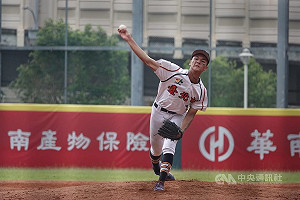 華南青少棒曾乙喆投打建功 北市擊退台中晉冠軍戰