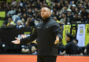 率TPBL國王例行賽稱王  萊恩獲選年度教練