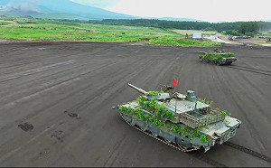 （影）日本陸自「富士綜合火力演習」 現役全裝備實彈射擊演練直播