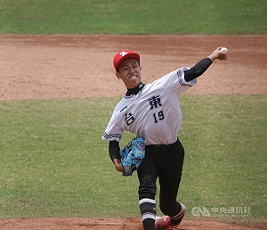 玉山盃青棒賽曾睿豪後援穩守 台東延長賽搶勝續命
