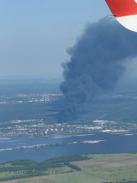 (影) 又有2架俄軍戰鬥機被毀! 烏無人機出擊俄基地受創 喀山火藥廠疑失火