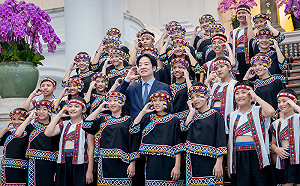 （影）玉山天籟之音傳到總統府！賴清德：台灣原聲童聲合唱團讓人如癡如醉